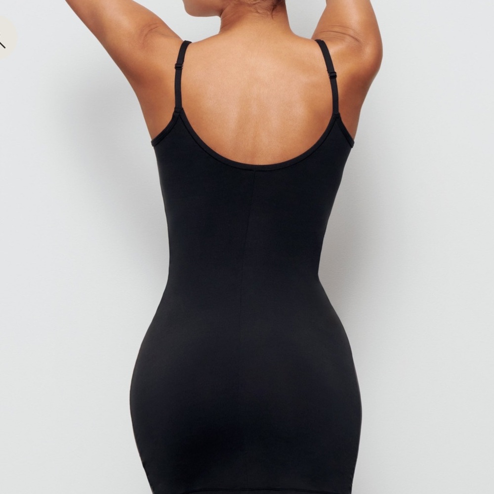 Skims Slip Dress Size Medium